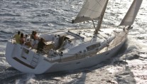 Oceanis 54 under sail